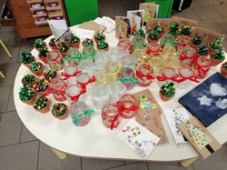 2020-12-18 Cadeaux pour le home d'Amonines